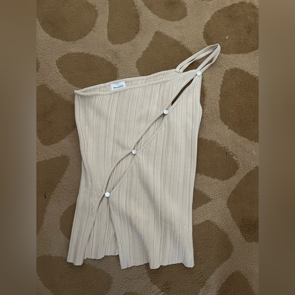 Revolve trendy ribbed one-shoulder top